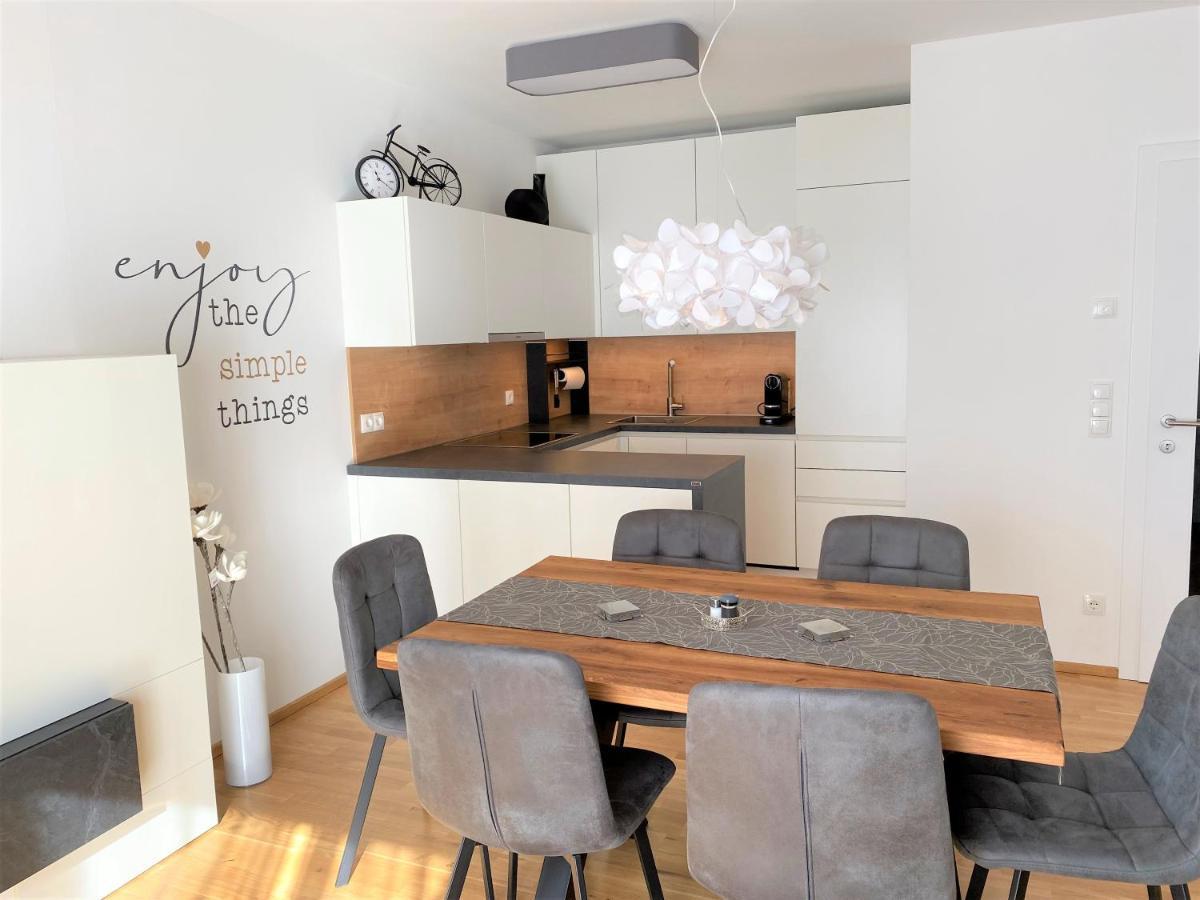 Wein Kultur Apartment Flavia Solva Wagna ภายนอก รูปภาพ